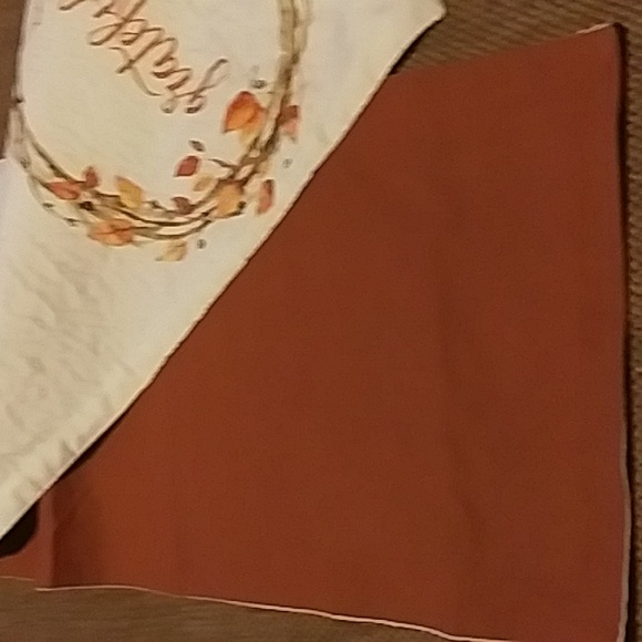 Thanksgiving fall table runner 6 feet long - Picture 4 of 4